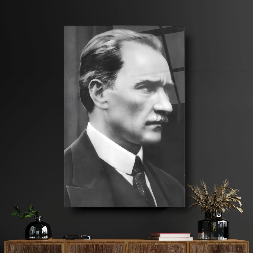 Atatürk Cam Tablo